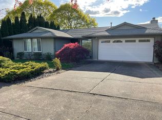 9755 SW 130th Ave, Beaverton, OR 97008