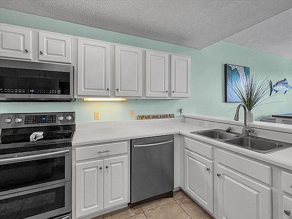 5th image of 321 Bream Ave Unit 209