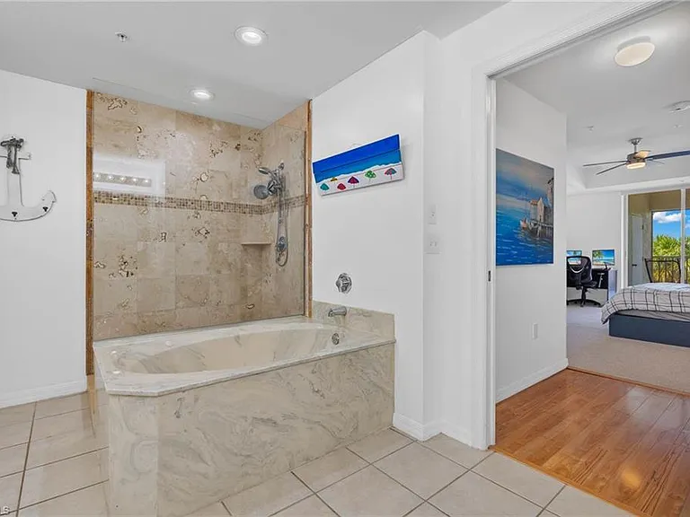 14817 Laguna Dr #203 — Photo 20