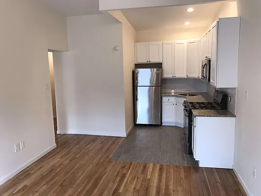 Rented by The Excelsior Collection LTD | media 8