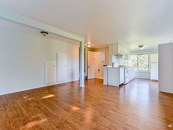 4th image of 507 /509/511 Sweany Street