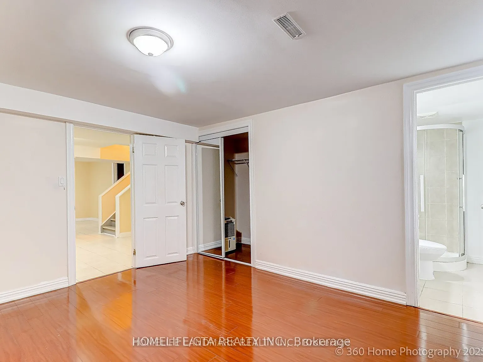 3 bed, $2,000 — Photo 4