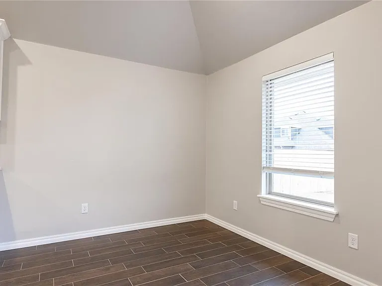 3816 Lleyton Dr — Photo 7