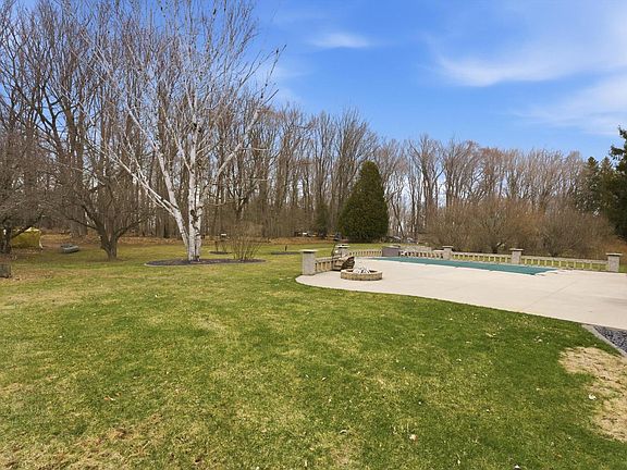 4th image of 5304 Woodland DRIVE