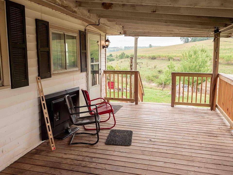 6005 Green River ROAD, Fennimore, WI 53809 MLS 1847837 Zillow