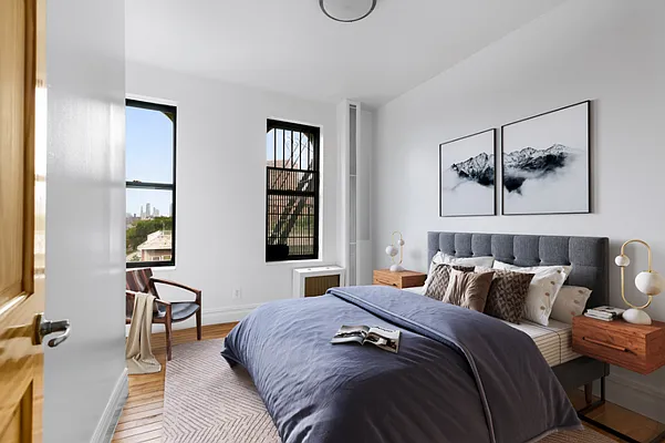 Rented by Compass | media 21