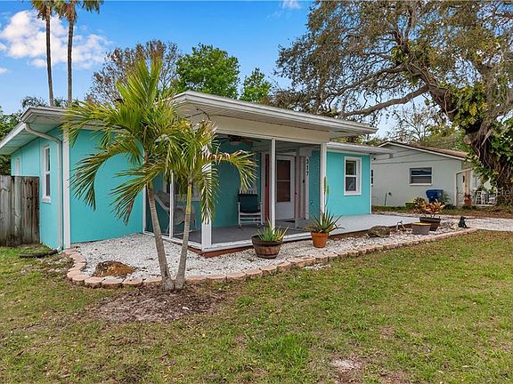 3rd image of 317 Crystal Beach Ave