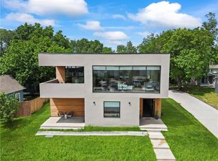 805 SE 5th St, Bentonville, AR 72712