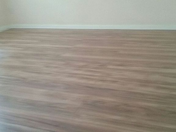 4th image of 215 Clara Vista St