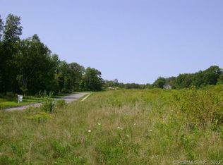 31 Highland Ter, East Hampton, CT 06424