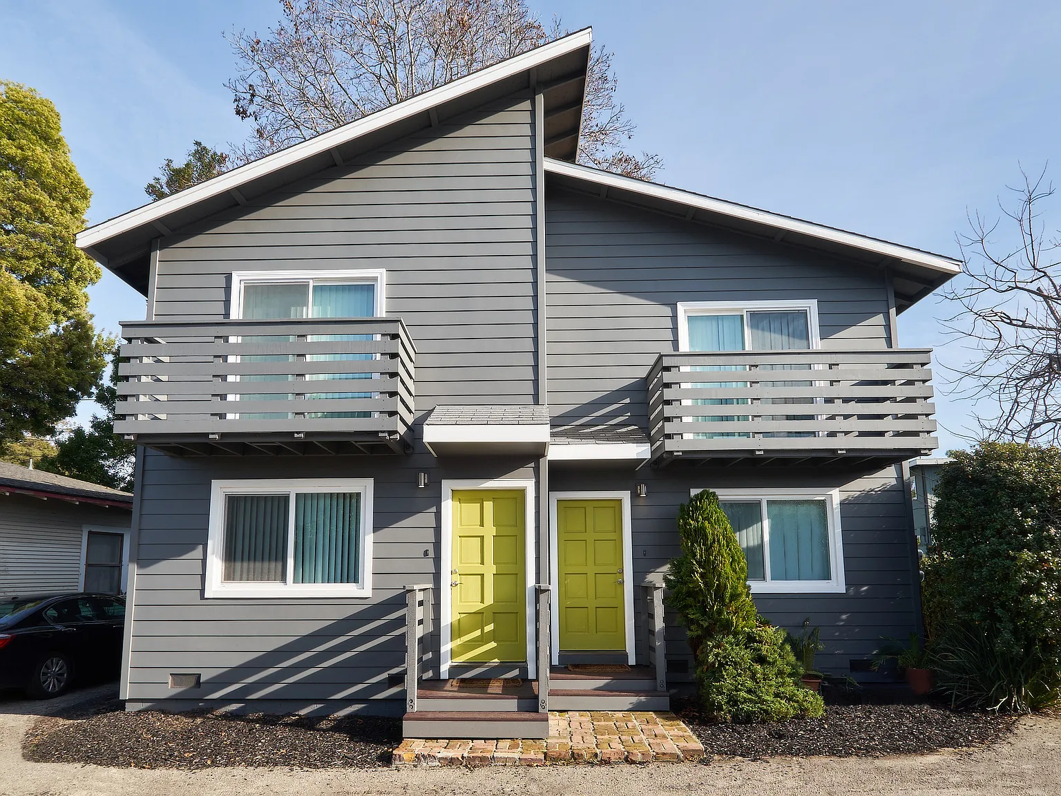 Capitola Townhomes — Photo 3