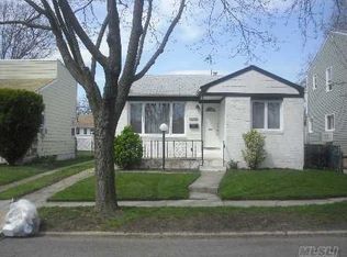 120-22 238th St, Jamaica, NY 11411
