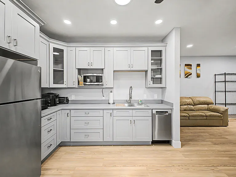 2430 E Butte St #101 — Photo 7