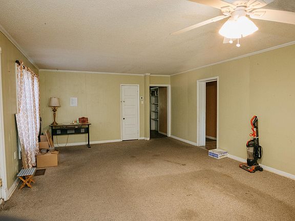 5th image of 424 W South St