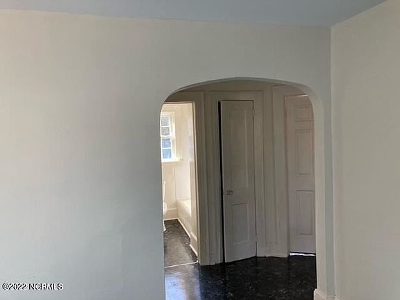4th image of 1711 Lincoln Dr