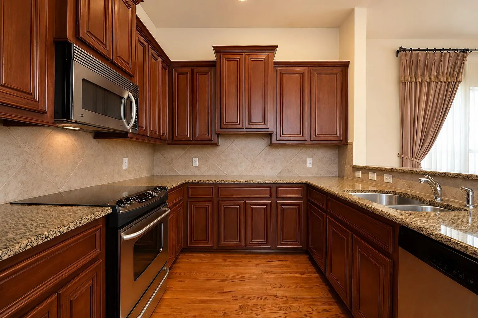 3 bed, 3.5 bath, 2058 sqft, $2,900 — Photo 4