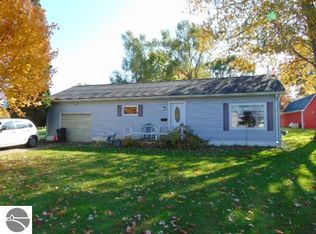 738 E Arcada St, Ithaca, MI 48847