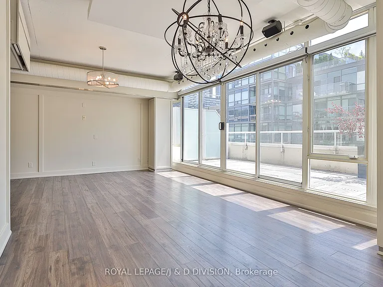 32 Stewart St #705 — Photo 14