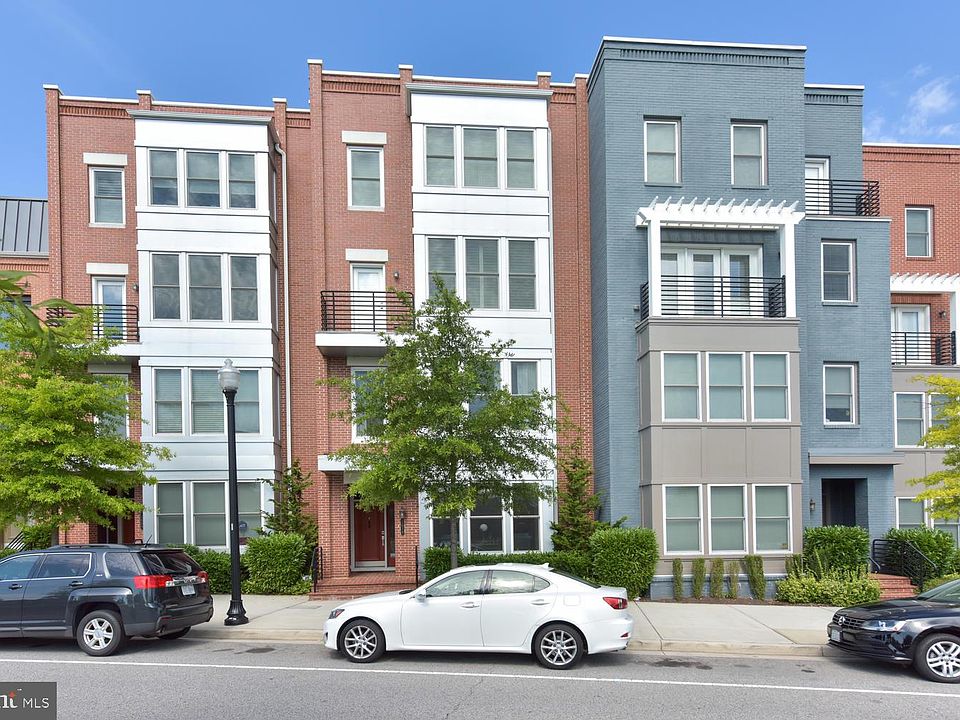 1st image of 2010 Potomac Ave #430