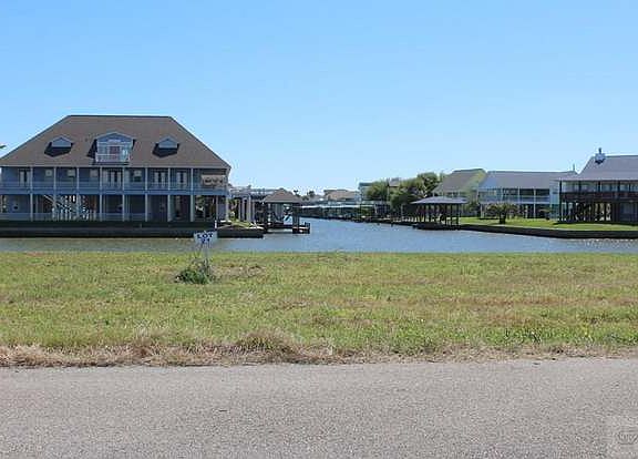 2nd image of 1210 Lagoon Dr