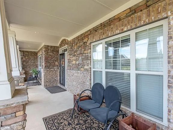 2nd image of 9461 Forest Crown Dr