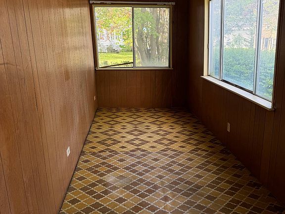3rd image of 6 Susquehanna Ave