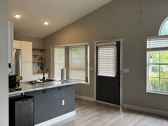 5th image of 2818 Curry Village Ln