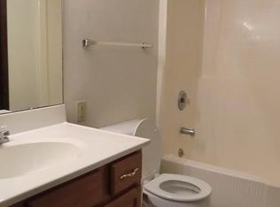 301 Anthony Dr APT D, Maryville, IL 62062