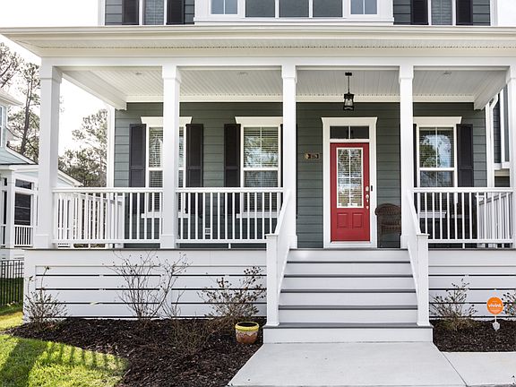 Huge porch to enjoy the view