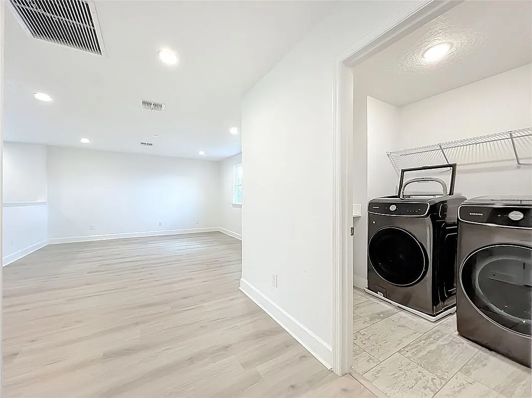 4 bed, 3.0 bath, 3123 sqft, $3,375 — Photo 4