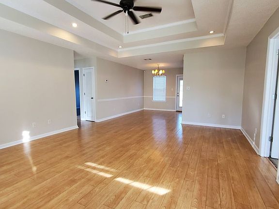 3rd image of 4704 McAllister St