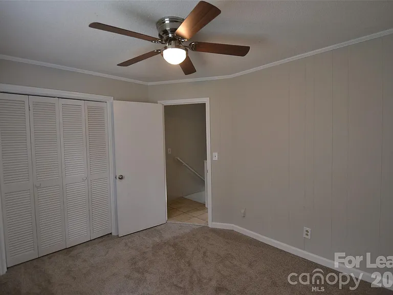 106 Durham Rd — Photo 14