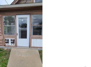 711 Central Ave #B, Alton, IL 62002