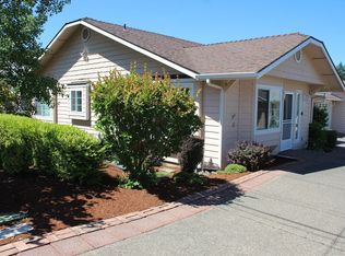 2060 Hubbard Ln, Grants Pass, OR 97527