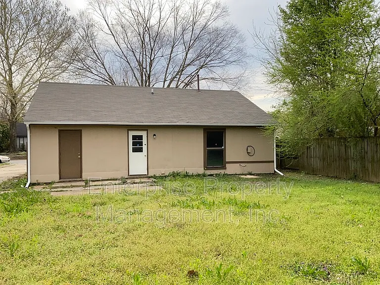 3681 Barberry St — Photo 28