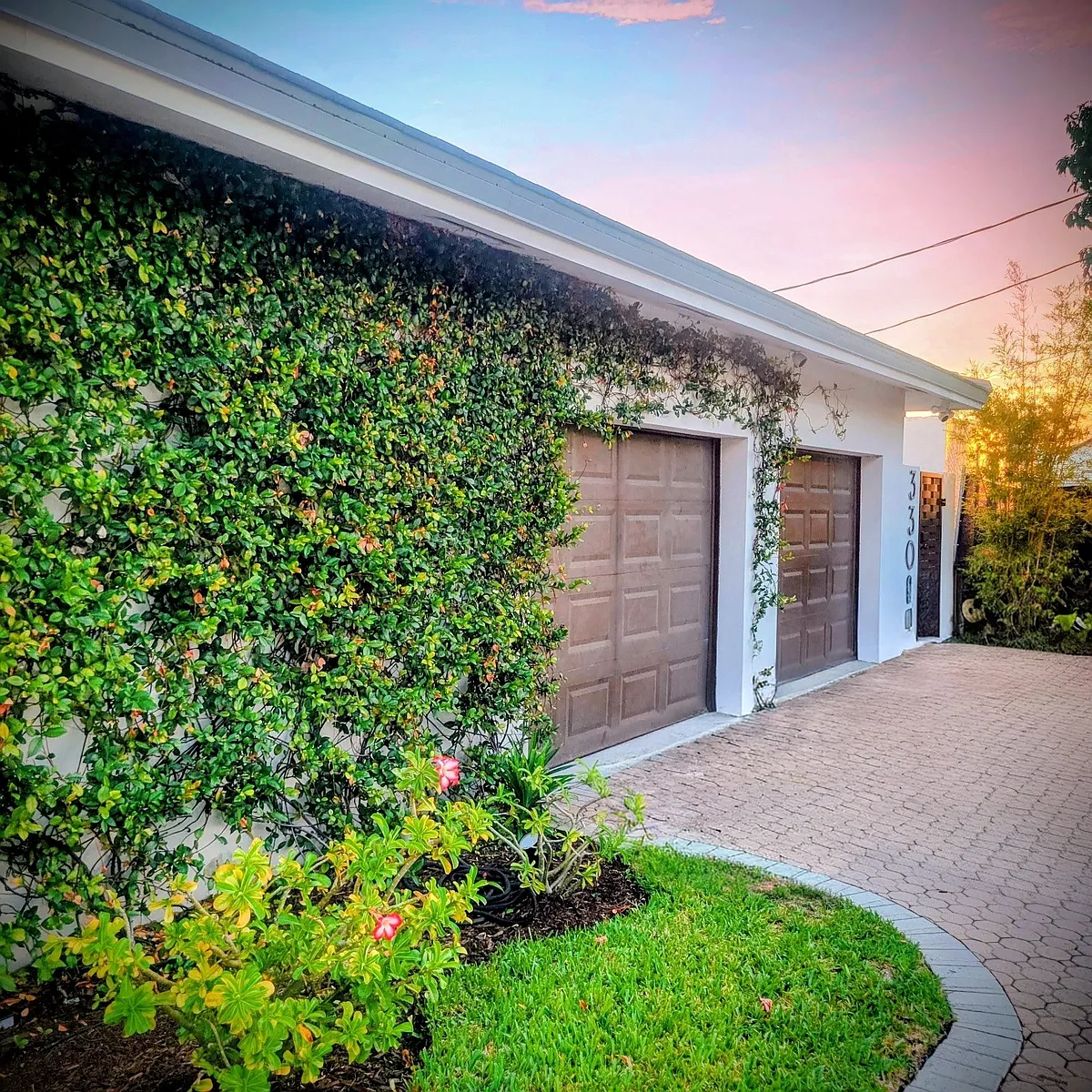 Building Photo - 3308 NE 40th Ct