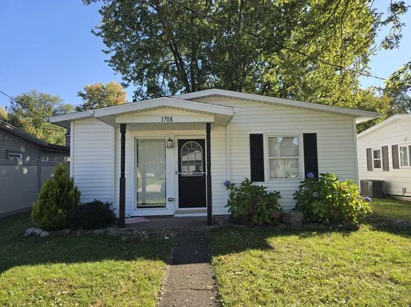 1708 Lynn St, Mishawaka, IN 46545