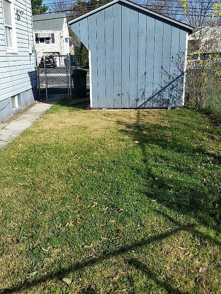 2nd image of 605 Thompson Ave