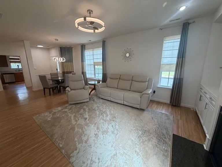 5301 Brinsley Ln — Photo 20