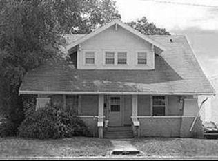 218 Lincoln Way, Ames, IA 50010