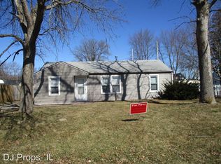 539 15th Ave, Silvis, IL 61282
