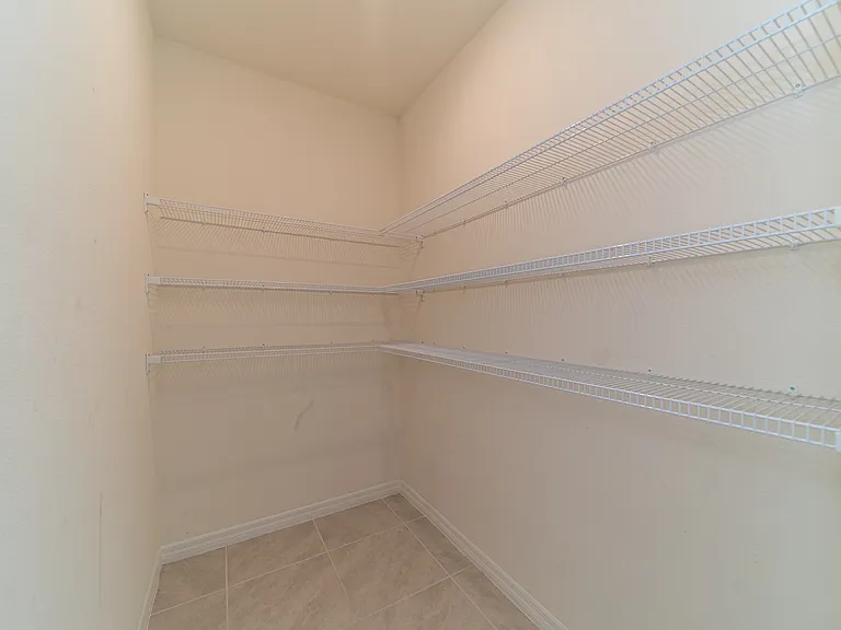1181 Cascades Ave — Photo 44