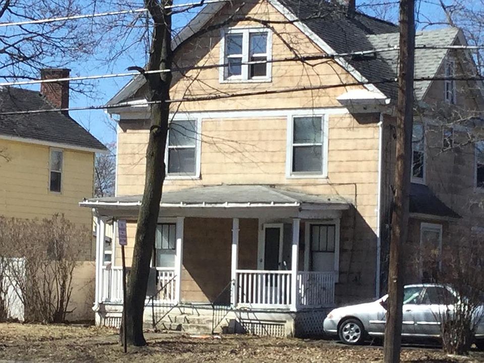 1st image of 1695 Grand Central Ave