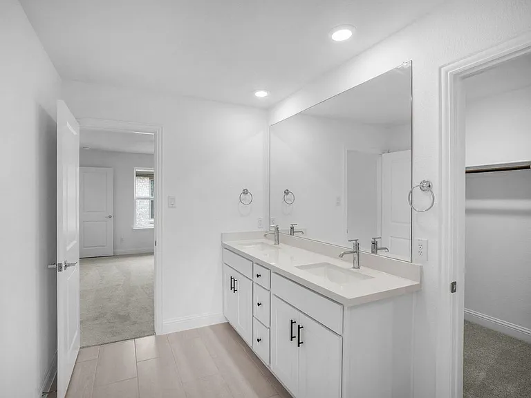 3301 Little Bluestem Rd — Photo 19