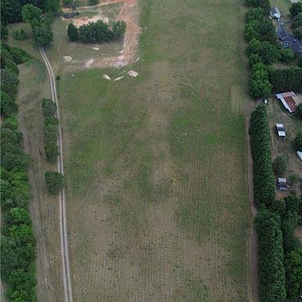 3rd image of 1777 Scalesville Rd