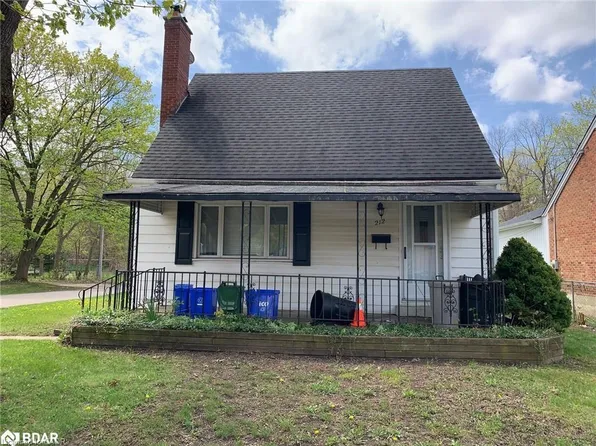 212 Rathowen St, London, ON N6H 2G2
