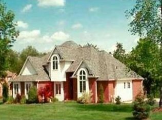201 Ravenscroft Ct, Cranberry Twp, PA