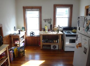 3 Newbury St #12, Somerville, MA 02144