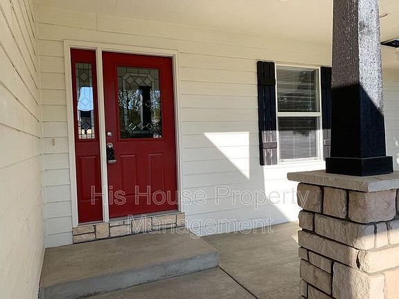 3rd image of 1729 67th Ave