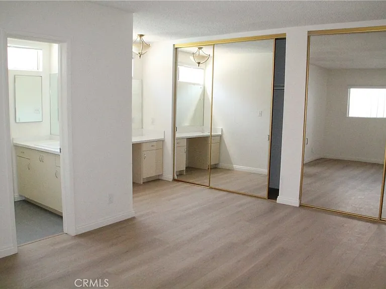 4487 Colbath Ave #103 — Photo 9